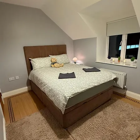 Dublin Comfort Lejlighed Lucan
